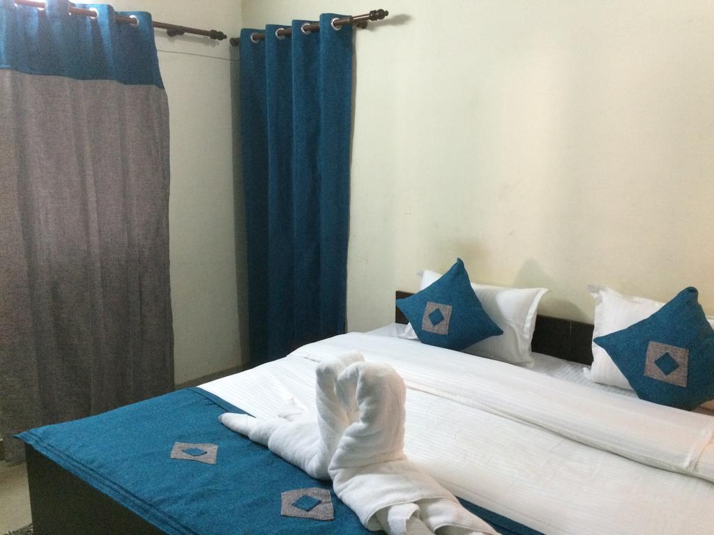 Hotel Sukhsadan Dehradun Cameră foto